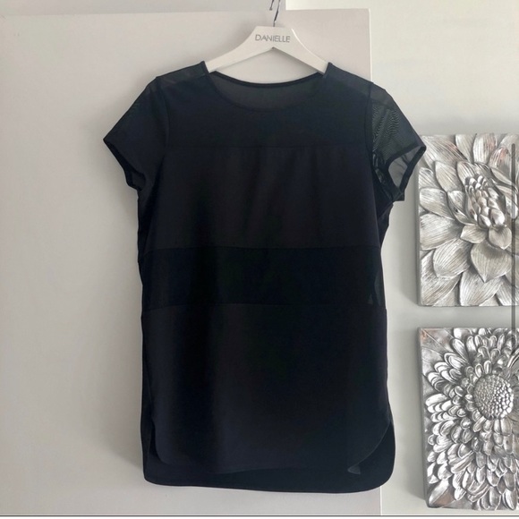 FABLETICS Daniela S/S Top in Black - Picture 3 of 4